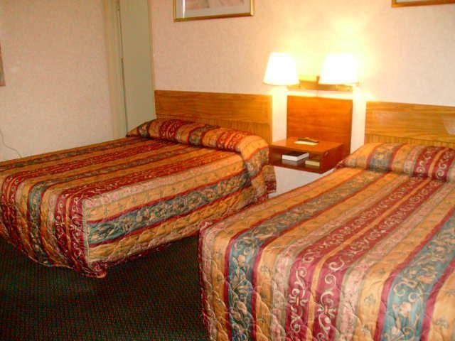 Budget Inn Clearfield Pa Room photo